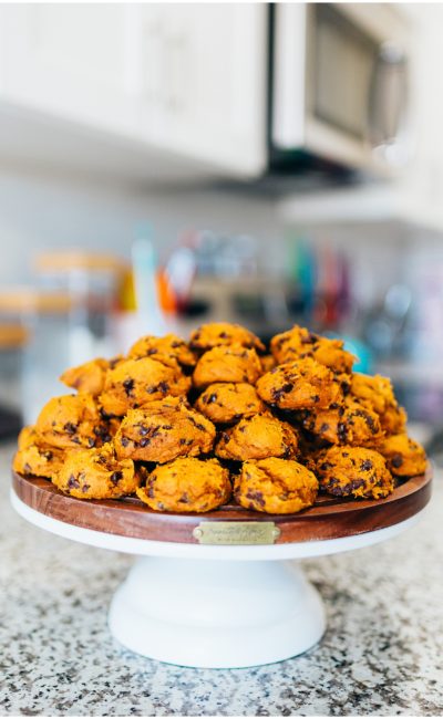 The Best Pumpkin Chocolate Chip Cookies EVER! | Easy pumpkin cookies | Fall Desserts